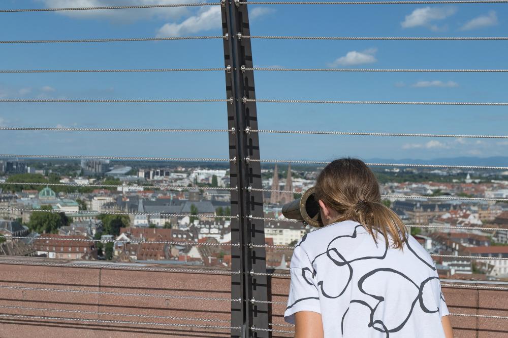 Ascension vers la plateforme de la cathédrale de Strasbourg